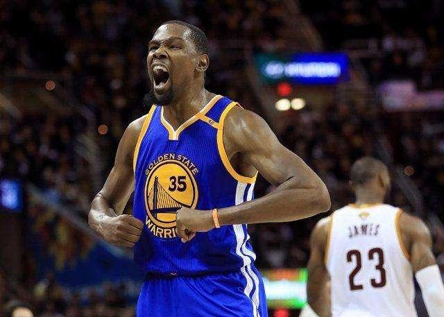 NBA现役十大巨星小前锋 对得起实力小鲜肉