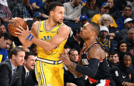 NBA双标？利拉德“插刀”库里，联盟对库里从未停止偏爱！