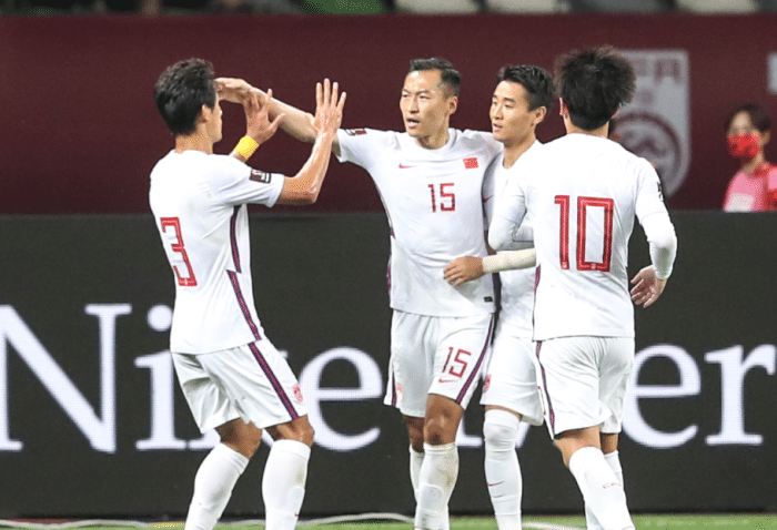FIFA排名更新，12强赛分档确定，国足排名第9避开亚洲冠军