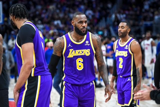 NBA官宣罚单！詹姆斯生涯首次遭禁赛！19年2次驱逐1次禁赛