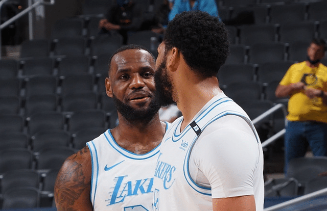 NBA末轮太刺激！2场生死大战，4队全力求败，湖人惨遭戏耍