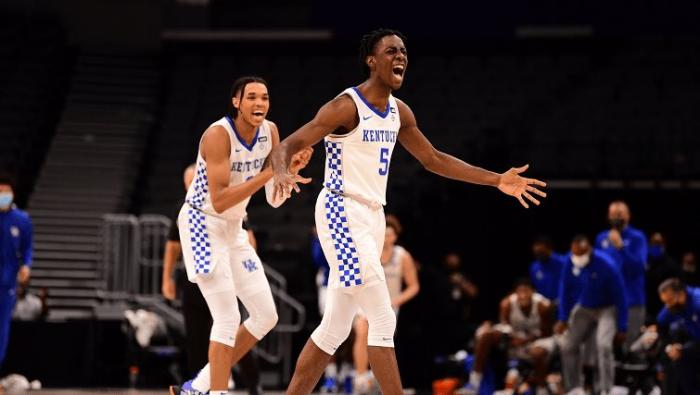 19岁新星去世引热议！NBA众球星发声悼念，詹姆斯：安息吧侄子