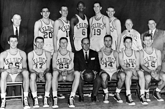 NBA编年史(1956-1957):决赛惊心动魄 绿军首冠